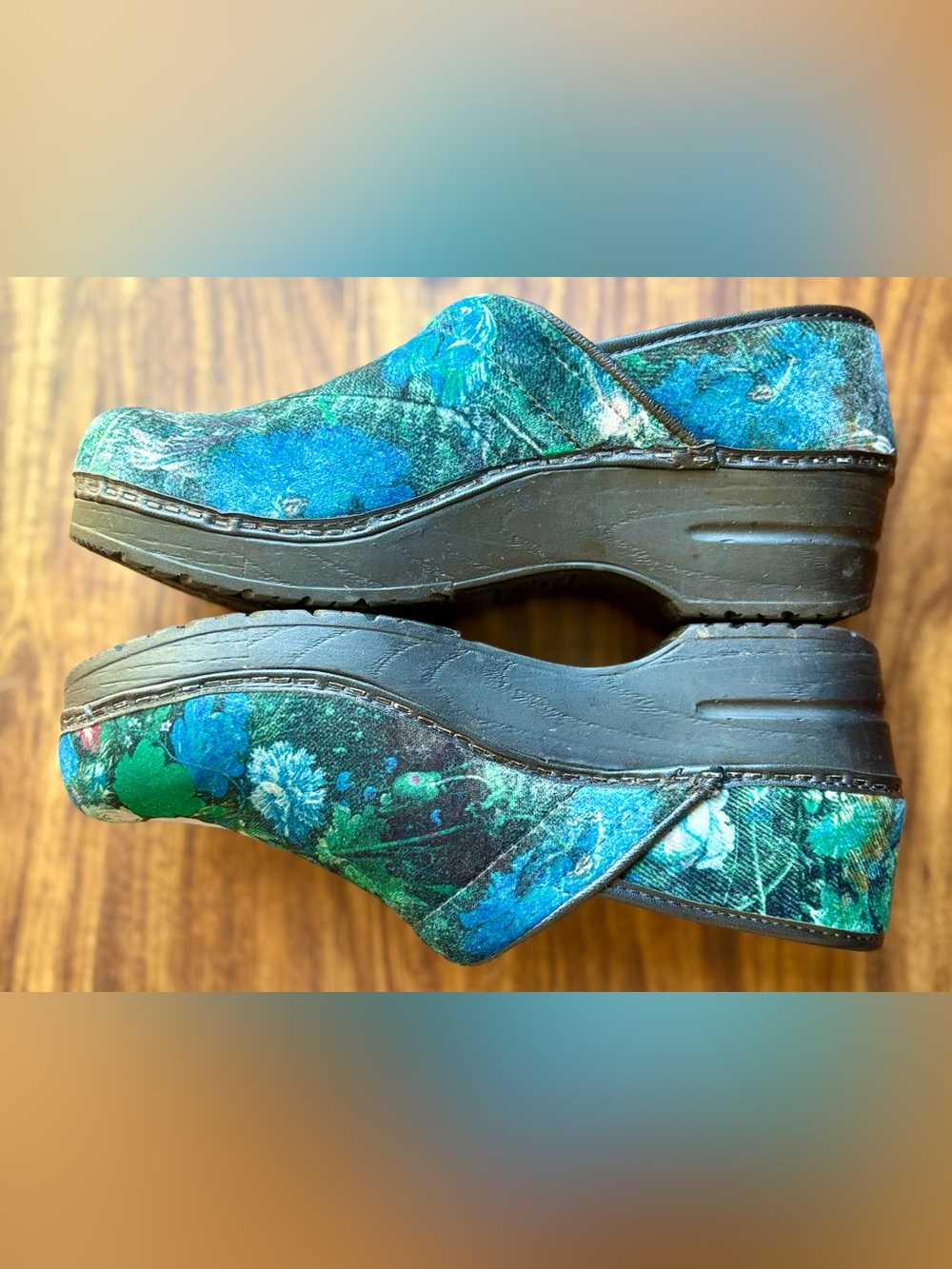 Sanita Danish Design Blue/Green Vegan Velvet Clog size 39/8.5 - Picture 3 of 5